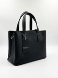 Noir Élégance” – Sac cabas structuré