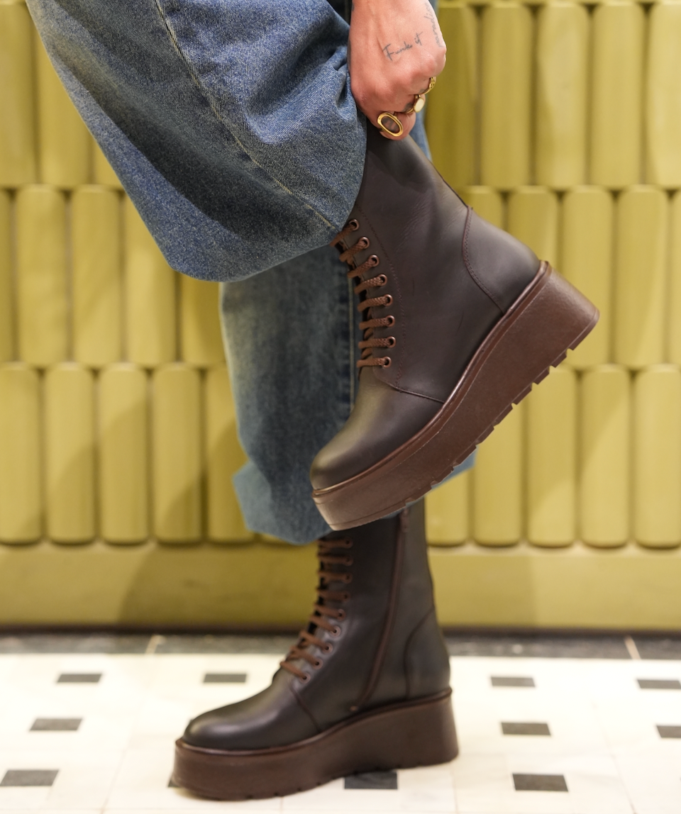 Bottines à lacets à plateforme en cuir marron
