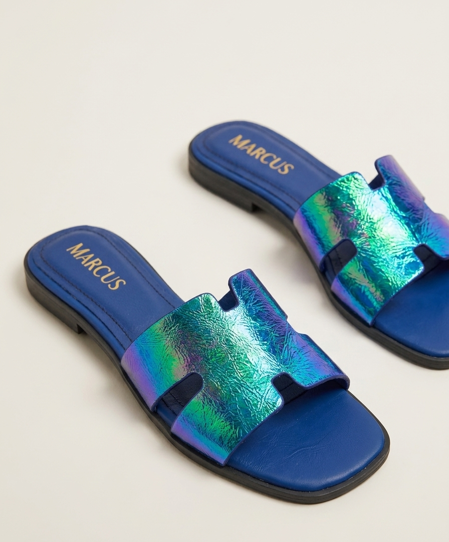 H SANDALS